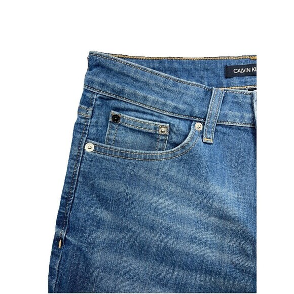 Calvin Klein Women’s Size 6 Blue Denim Bermuda Shorts 10” Inseam - Picture 7 of 13